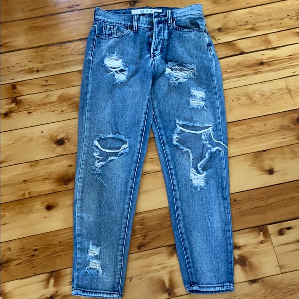 Brandy Melville distressed jeans